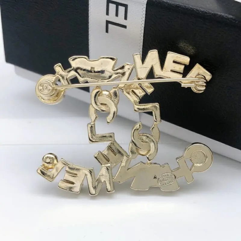 chanel brooches pour femme s_121354a1